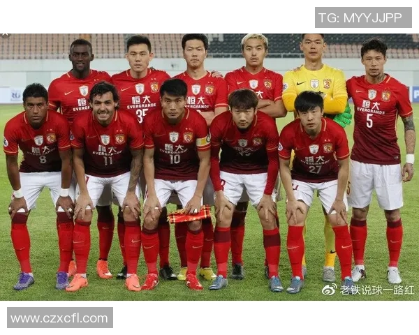 中超激战深圳佳兆业迎战广州恒大争夺关键三分的精彩对决 中超激战深圳佳兆业迎战广州恒大争夺关键三分的精彩对决