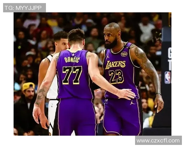 湖人快船激战首节精彩瞬间回顾与分析